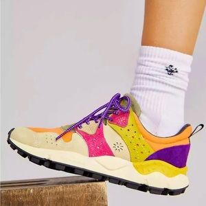 Flower mountain shoes